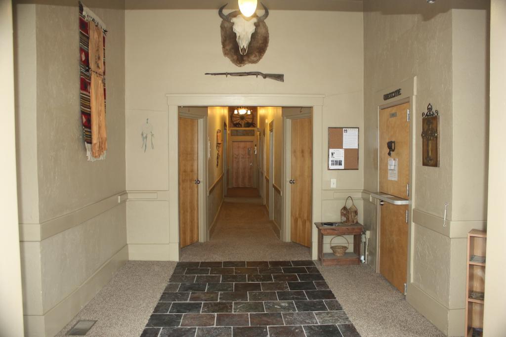 Dakota Spur Hotel Lead Extérieur photo