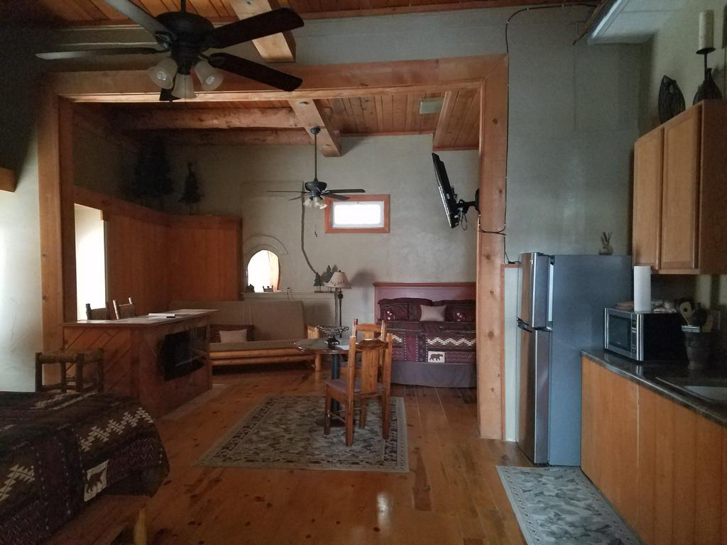 Dakota Spur Hotel Lead Extérieur photo