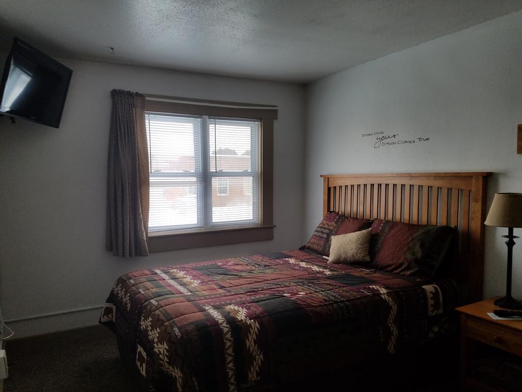 Dakota Spur Hotel Lead Extérieur photo